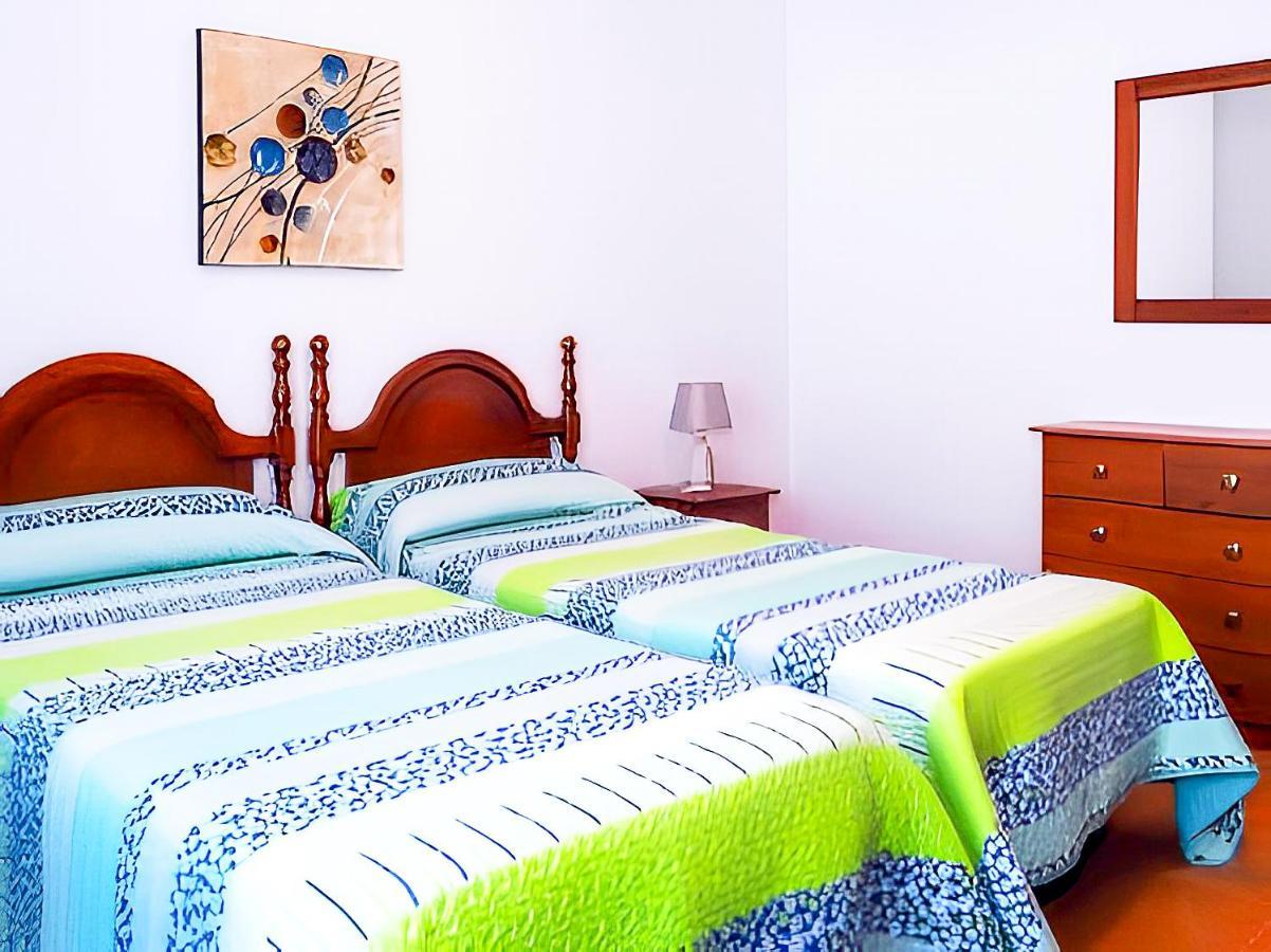 Apartment Garaje & Aire & Wifi & Solo Familias Y Parejas *
