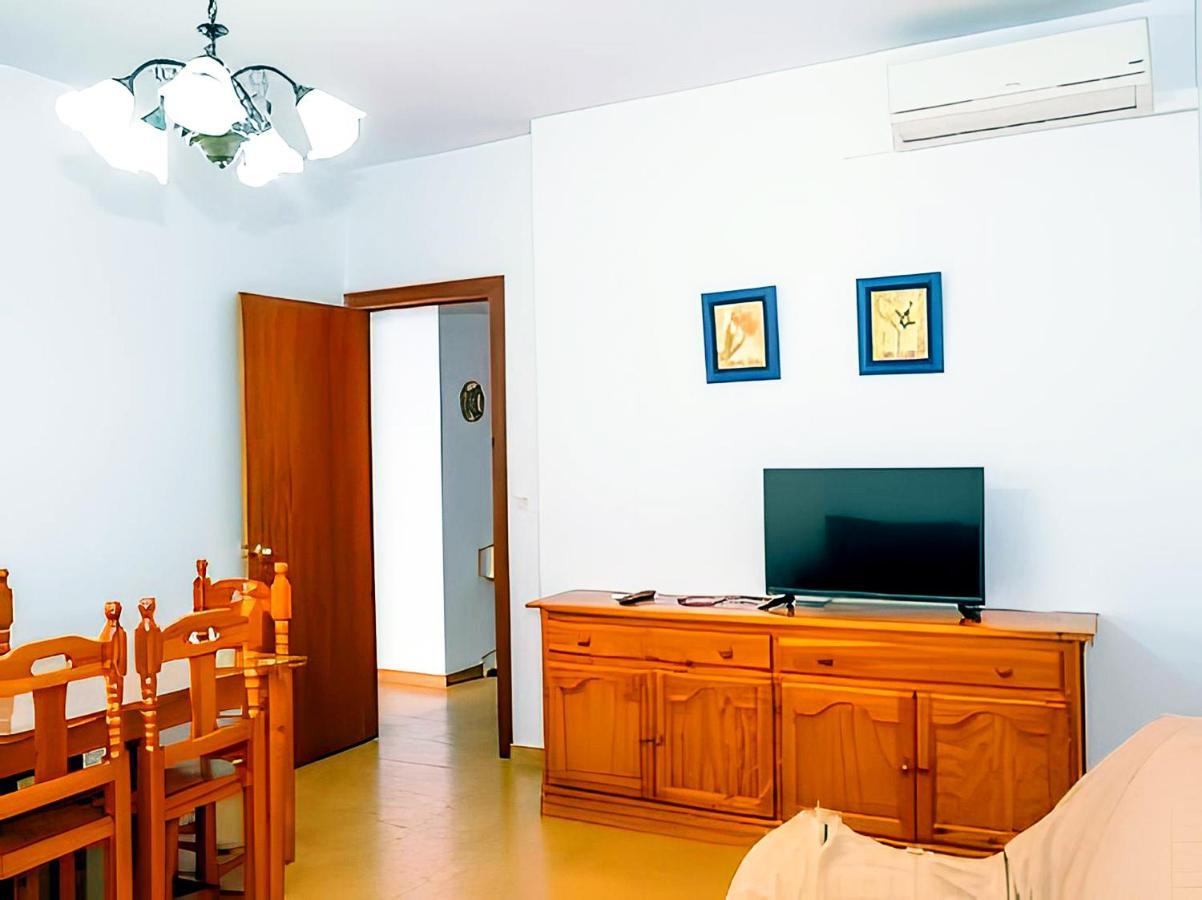 Garaje & Aire & Wifi & Solo Familias Y Parejas